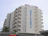 La Zenia Hotel Close up